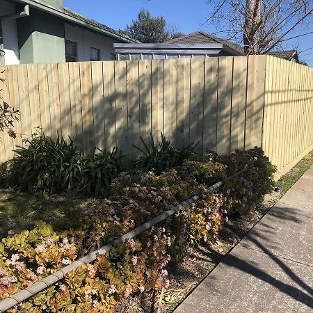 Melbourne Airport Home Exterior photo